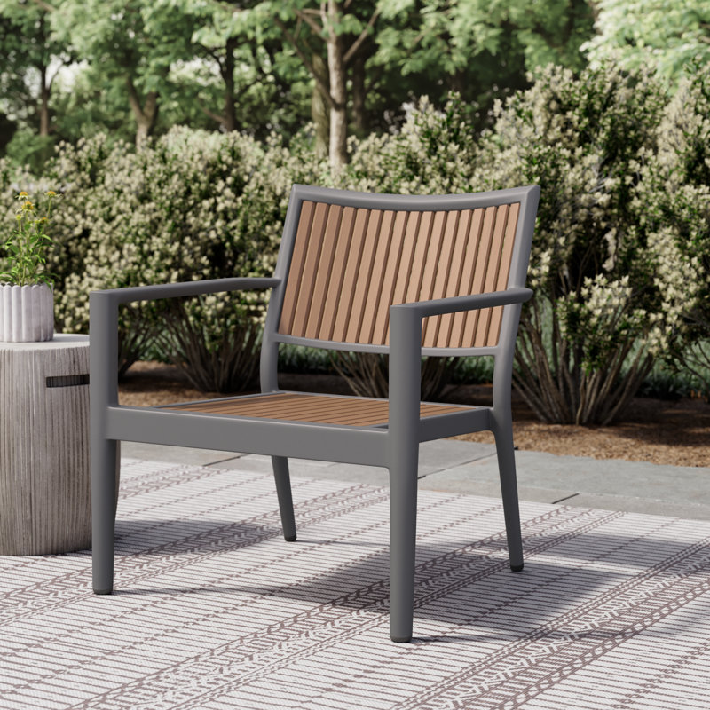 Limetta Powder Coated Aluminum Outdoor Lounge Chair