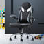 PC et chaise de course-1200023518