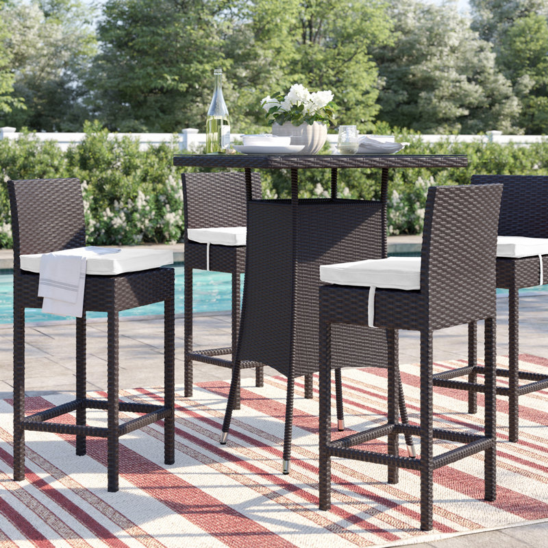 Chaise de patio avec coussin Convene, Espresso et blanc