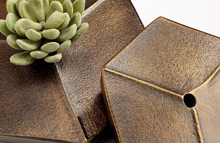 Sei Bud Ceramic / Porcelain Table Vase, 2" H x 7.5" W x 6.5" D