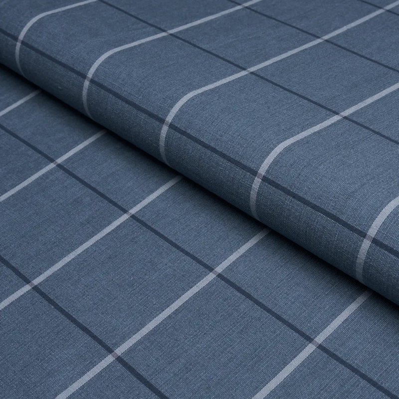Tissu quadrillé Schumacher X Caroline Z Hurley, Bleu