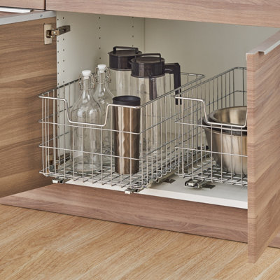 TRINITY l 13 po x H 11 po x P 17,75 po en acier chromé dans un panier coulissant pour armoire (paquet de 2)