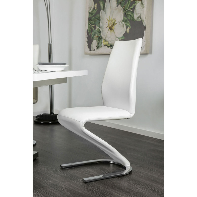 Chaise d'appoint rembourrée Annjelica, Blanc