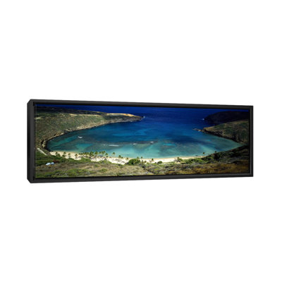 Vue à angle élevé d'une côte, Hanauma Bay, Oahu, Honolulu County, Hawaii, États-Unis - reproduction sur toile