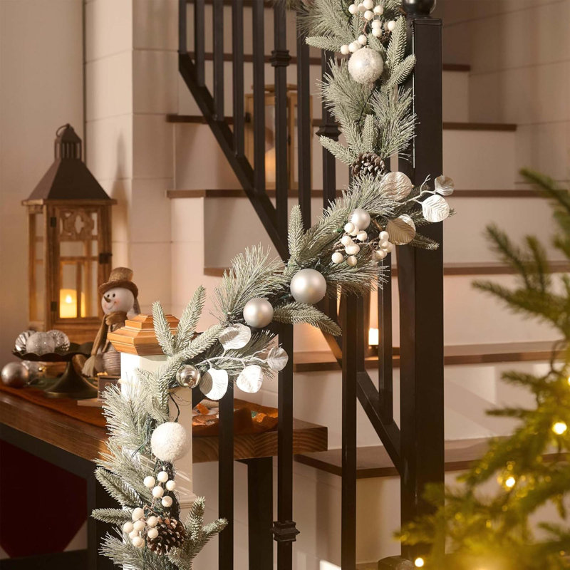 Pre-Lit Christmas Garland With Light For Mantle, Lighted Battery Operated Xmas Garland With Ball For Front Door Fireplace Table Centerpiece Outdoor Window Home Decor