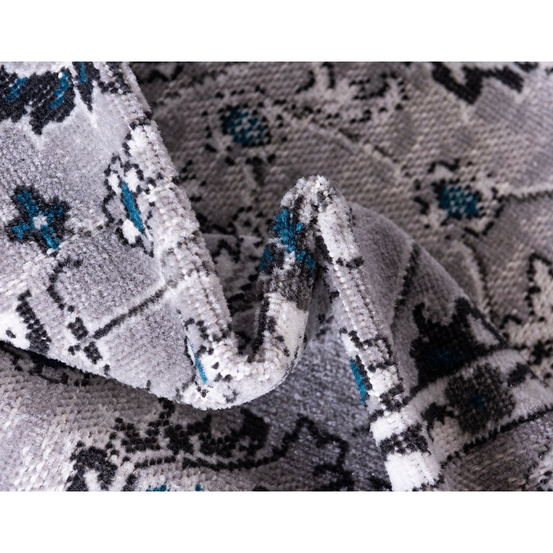 Brueck Ikat Indoor Rug, Rectangle 3' x 5'