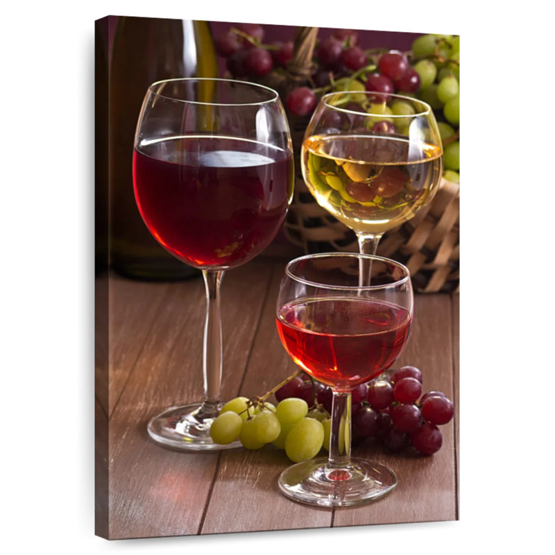 Verres à vin blancs et rouges Yarlin, H 45 po x l 30 po