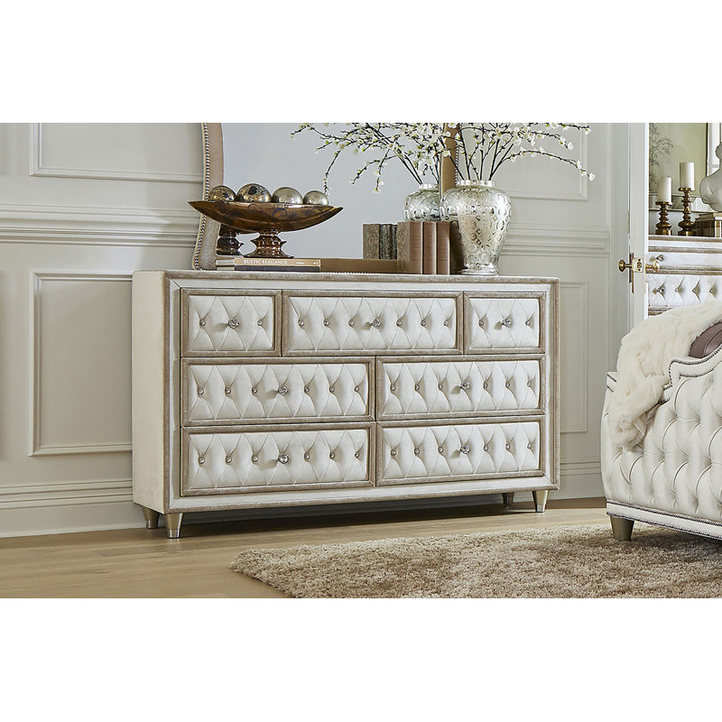 Boykins 7-drawer Upholstered Dresser Ivory and Camel, Beige/Ivory