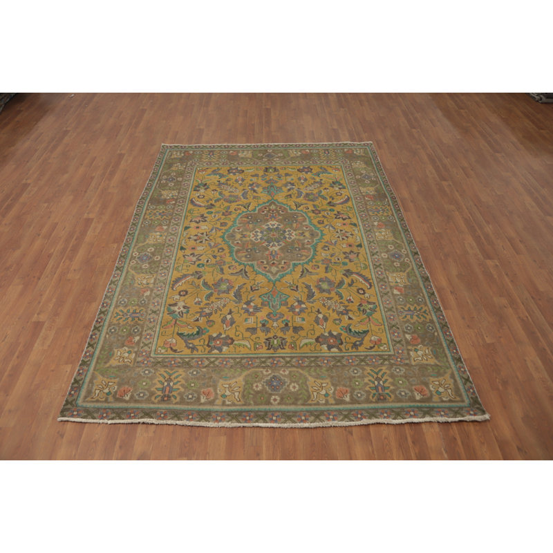 Tapis traditionnel floral 7 x 9