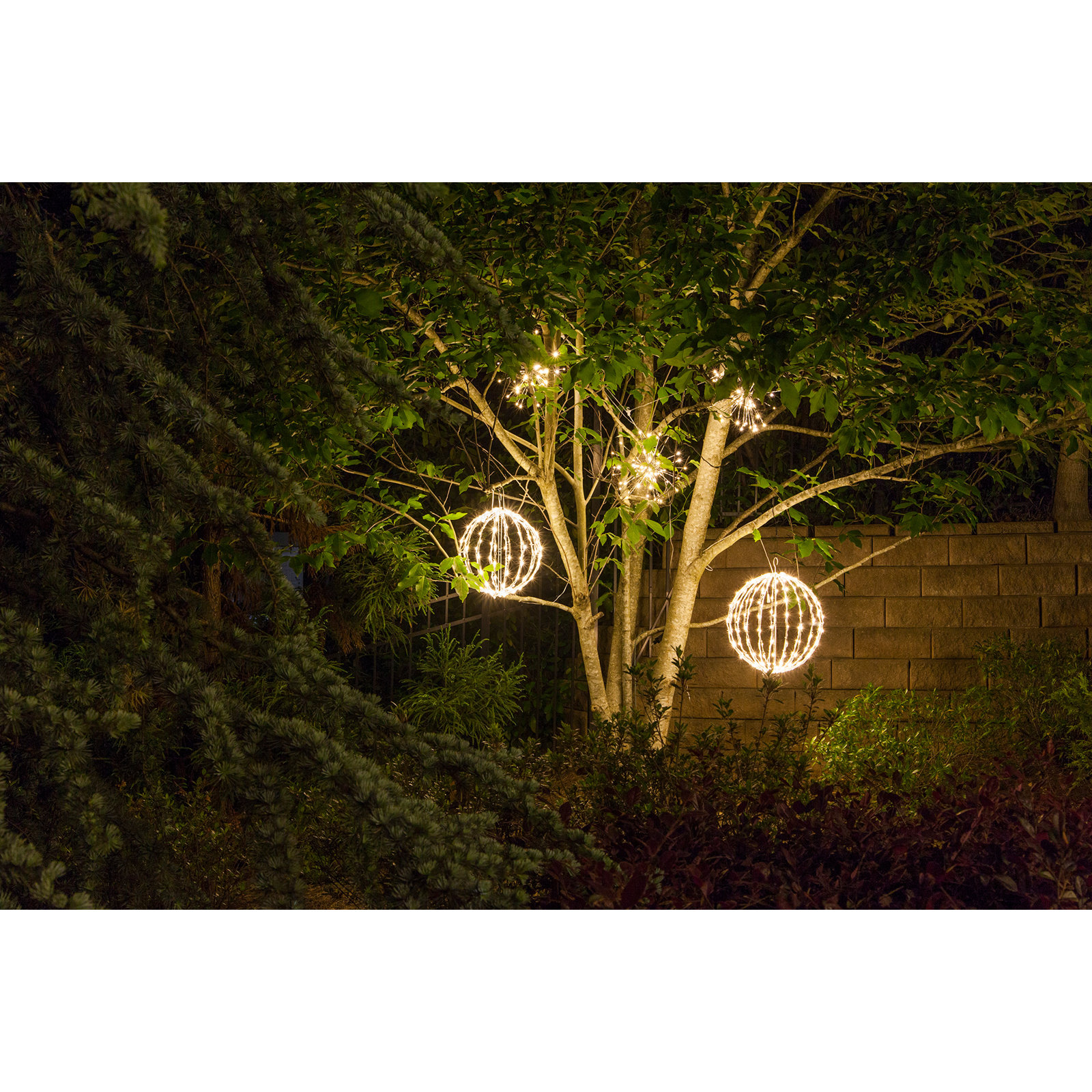 Fold-Flat LED Metal Lighted Outdoor Decoration, 16" H x 16" W x 16" D, Red