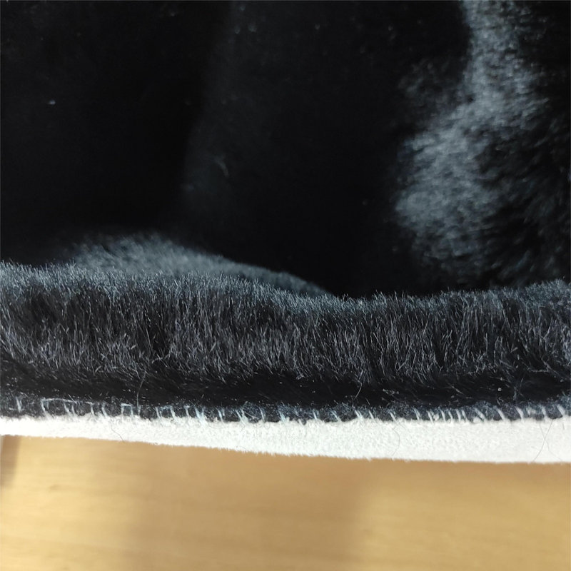 Klynn Faux Fur Indoor Rug, Round 4'11"