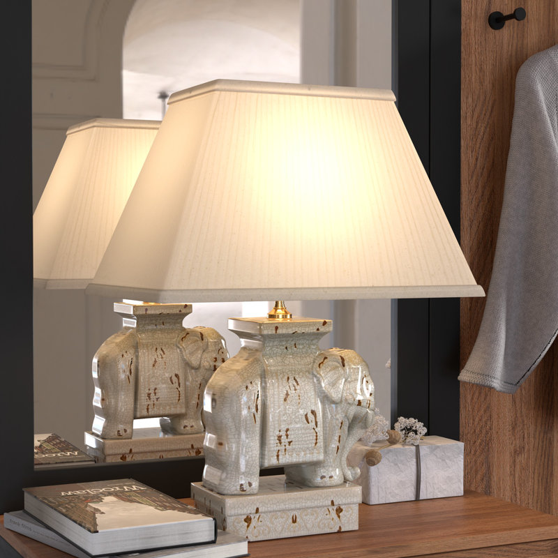 Lampe de table 22 po Hoyt Elephant