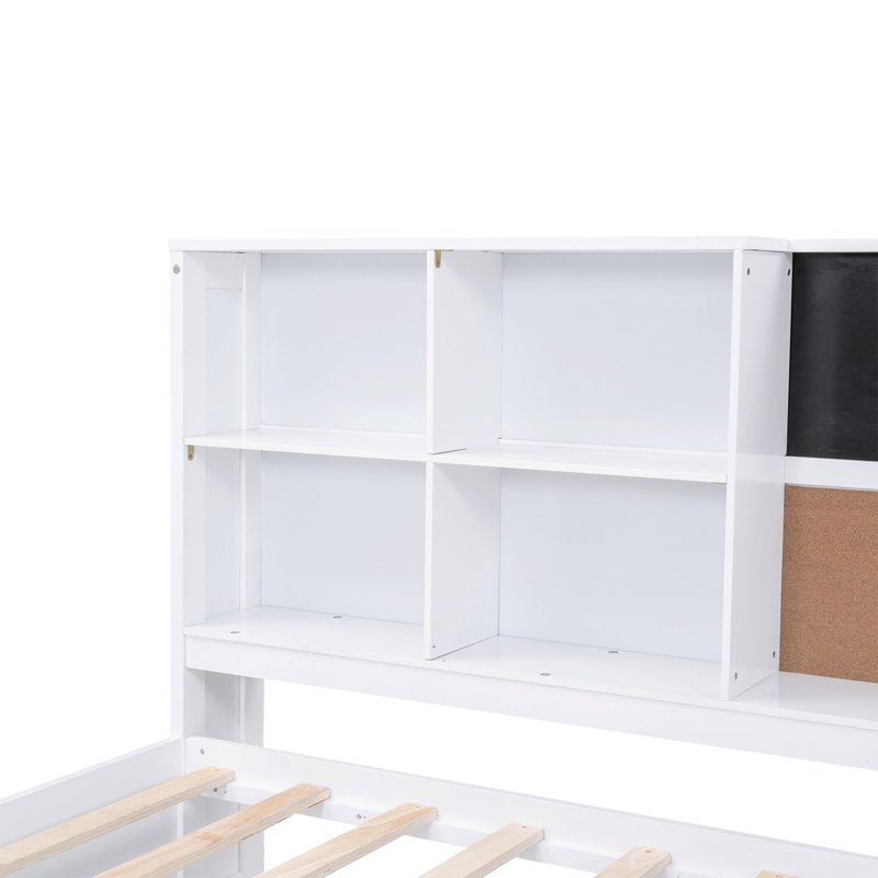 Lit de jour simple avec tableau noir, tablettes de rangement et lit gigogne - Construction en bois blanc