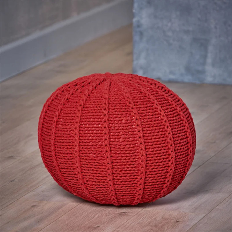 KNITED POUF