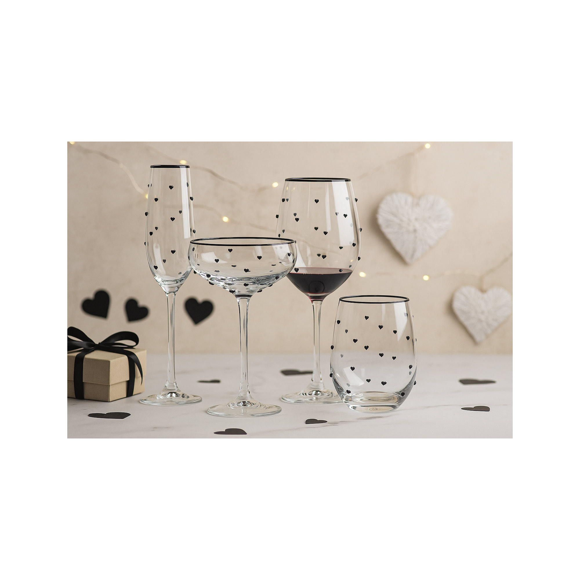 10 Strawberry Street Charming Heart Glassware, Coupe