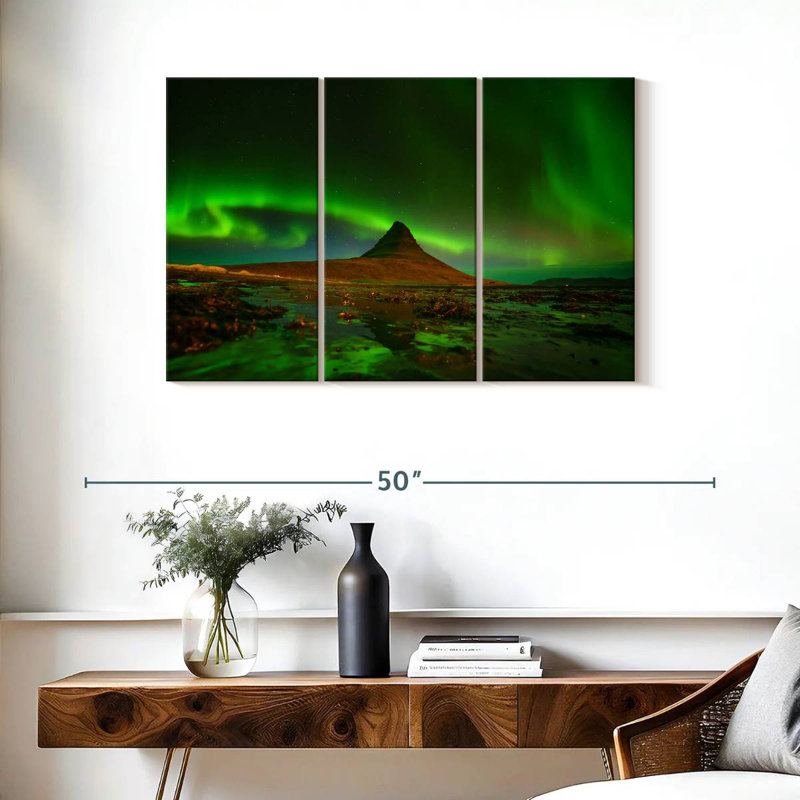 Alvord Kirkjufell Aurora, H 14 po x l 23 po