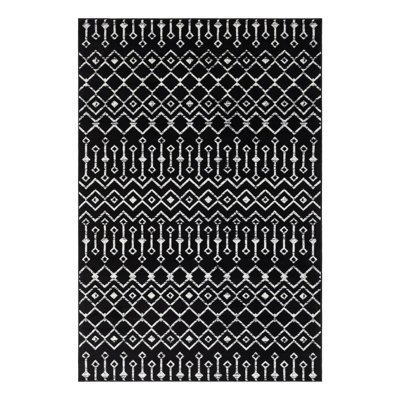 Selim Geometric Indoor Rug