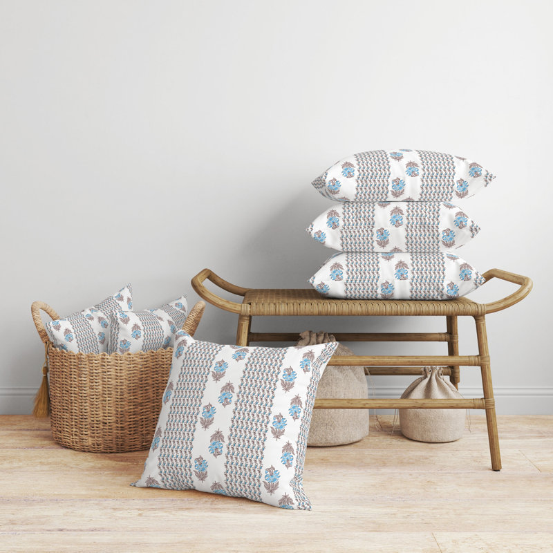 Coussin Anemone Artistry, H 16 po x l 16 po, Brun et bleu