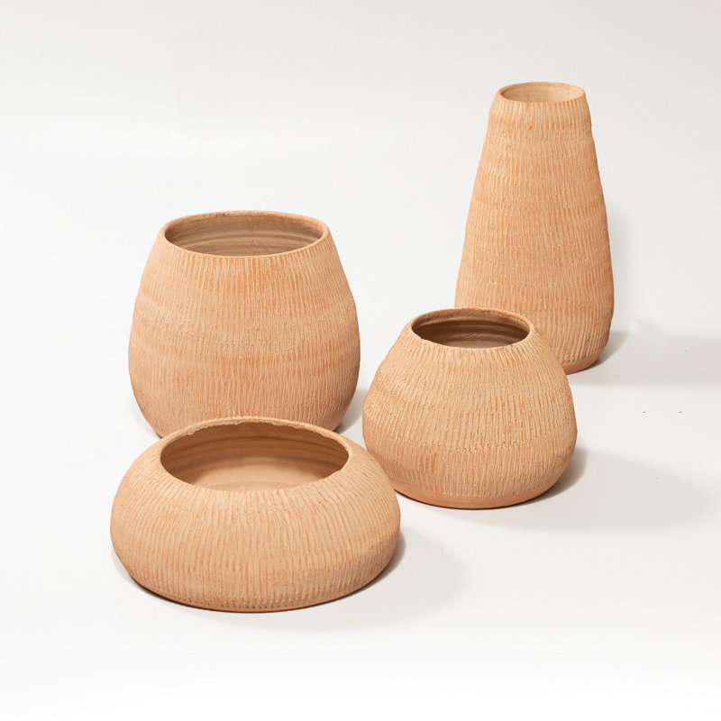 Agosto Clay Pot Planter