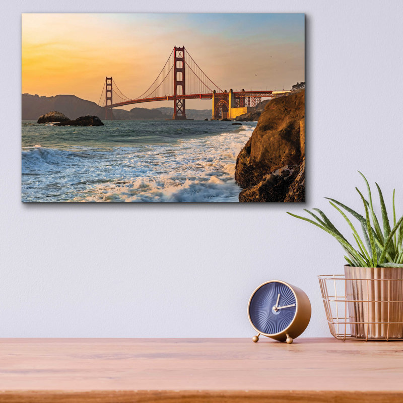 «Golden Gate Bridge Sunset» par Epic Portfolio - impression sans cadre, H 12 po x l 16 po x P 0,13 po