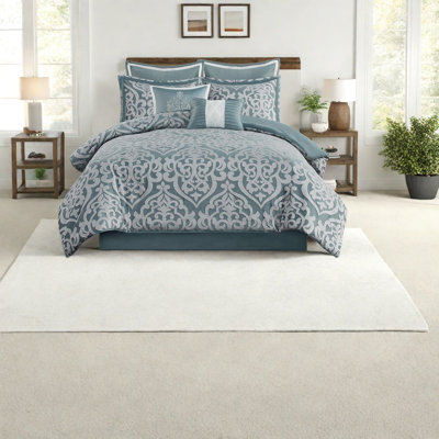 Luxurious 8-piece Jacquard Bedding Sets, Polyester, Classic Style For Home