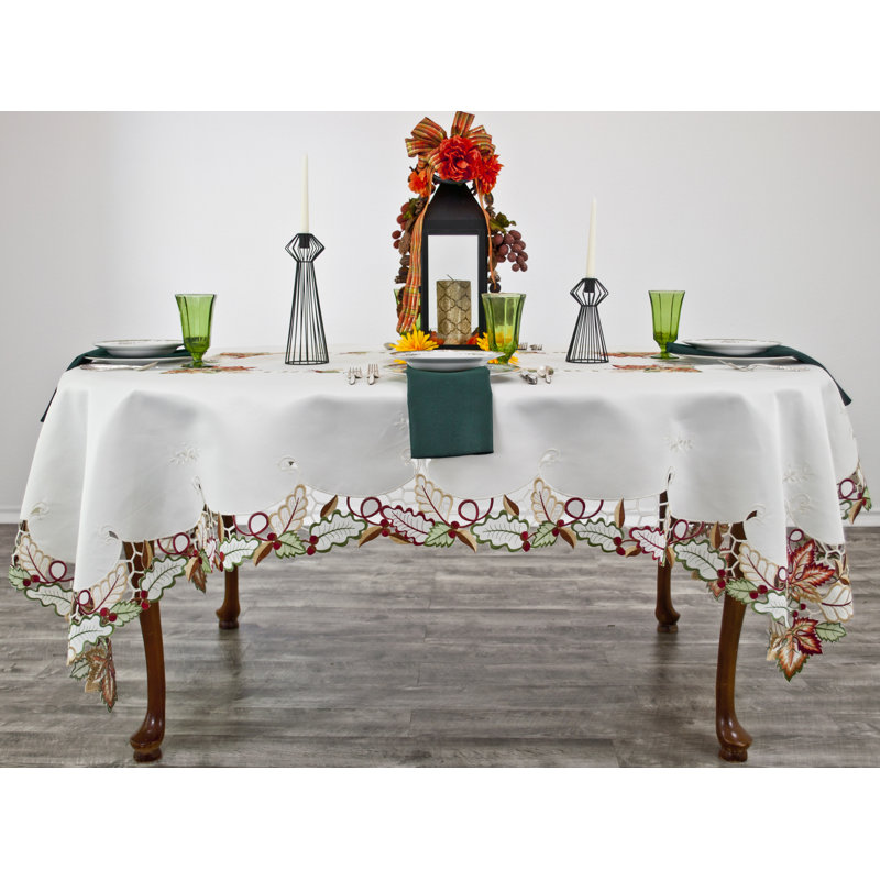 Quackenbush Fall Maple Leaf Tablecloth (67" x 90")