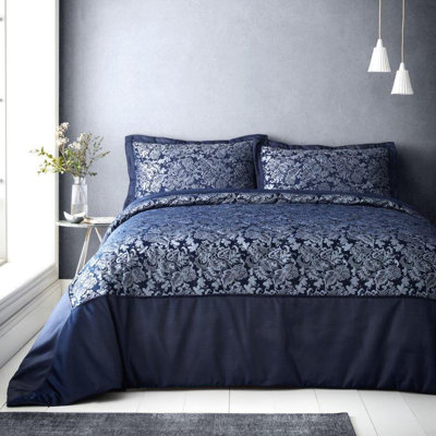 Sandringham Bedspread Set With Pillowshams Bedding 254x254cm