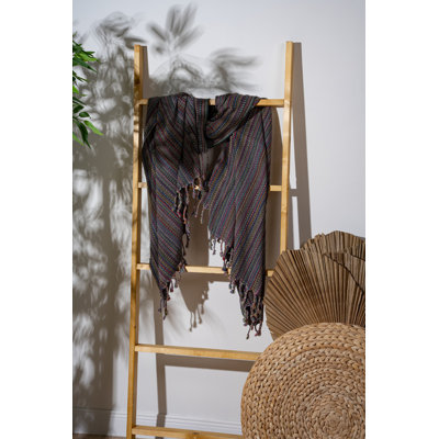 Serviette de plage de qualité supérieure Fouta, 60% coton et 40% polyester, 35,4 x 68,9 pouces | Léger 8,5 oz | Lavable à la machine à 86 ° F | Design noir élégant, parfait pour la plage, la piscine ou le spa - doux et à séchage rapide