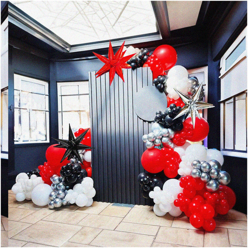 Vibrant Red Black Gold Crepe Paper Streamers 6 Rolls