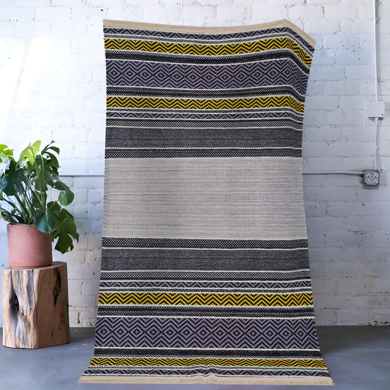 Tapis en polypropylène à motif de chevrons en coton à imprimé numérique gris Nilgun, Rectangle 2 pi 7 po x 4 pi 11 po