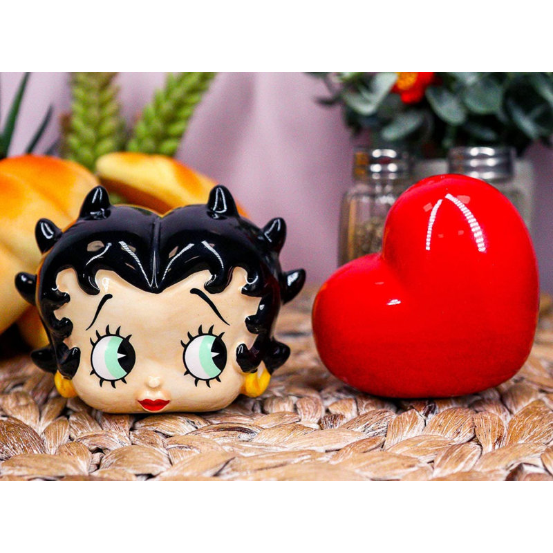 Figurine Betty Boop et cœur en forme d'amour