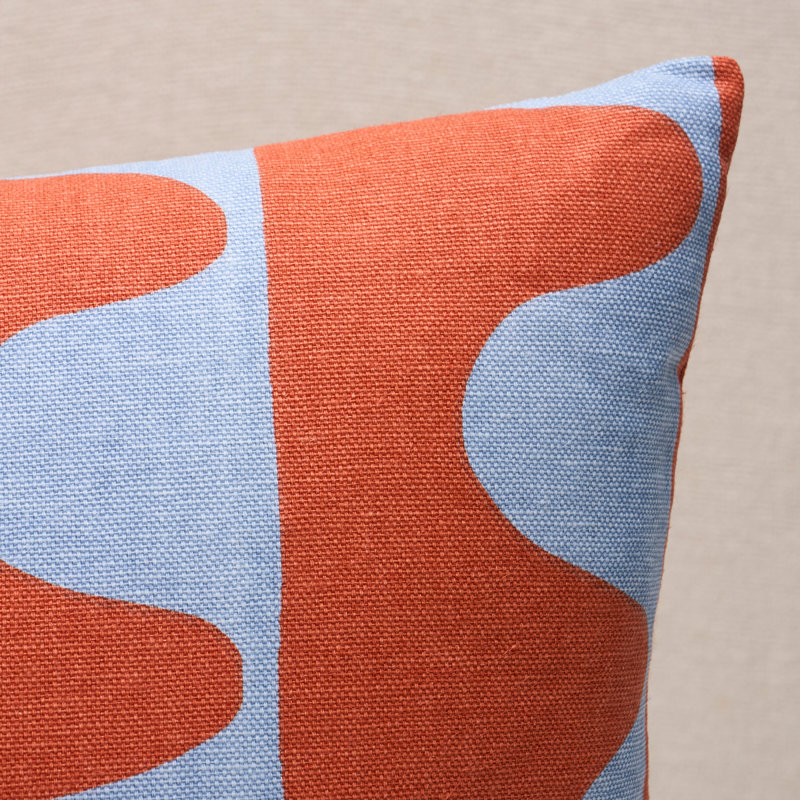 Coussin Schumacher X Hadiya Williams, Groseille