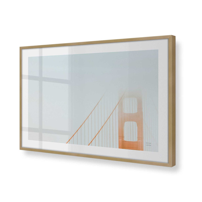 Impression suspendue dans la brume matinale, Cadre doré brossé, H 25,25 po x l 37,25 po