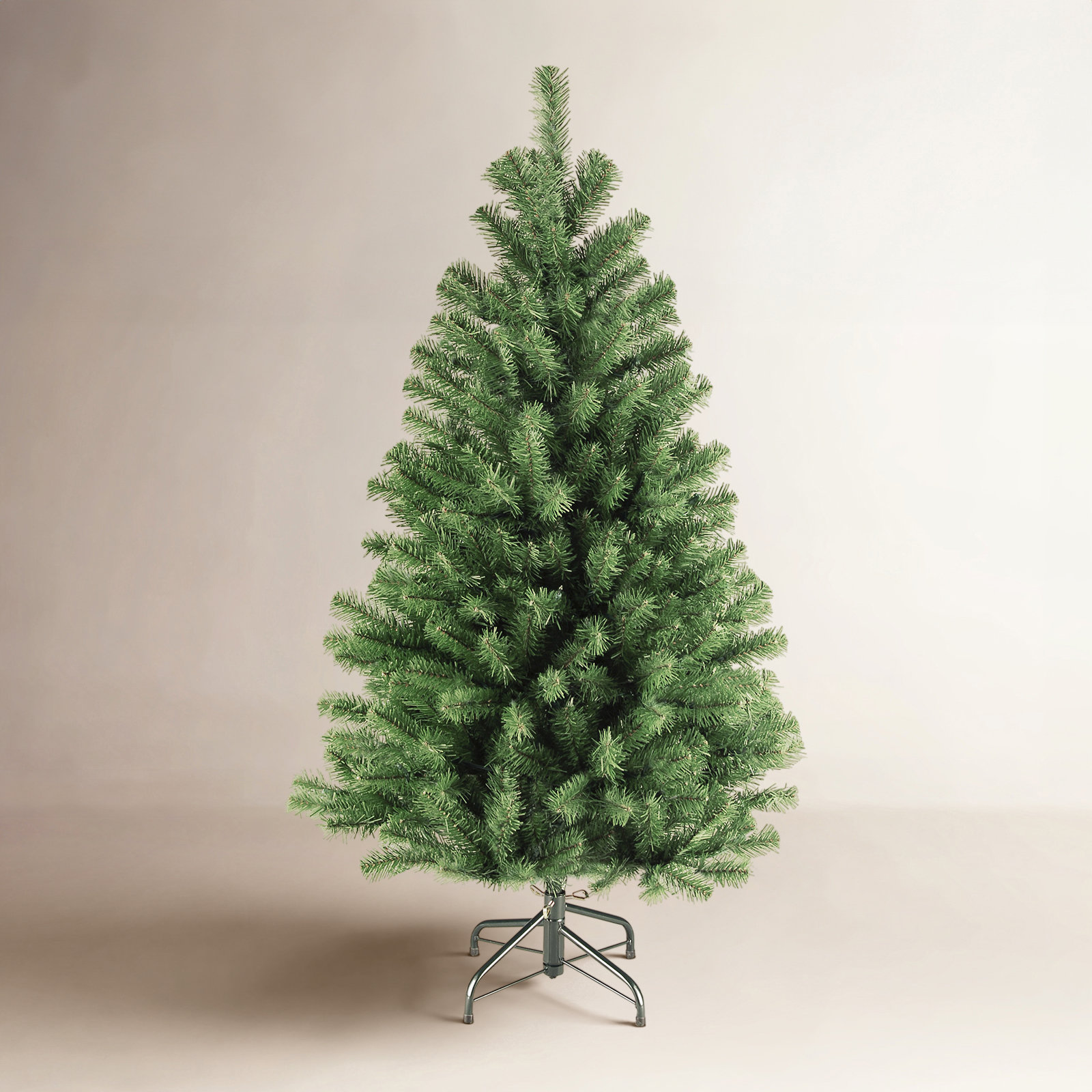 Camron Spruce Christmas Tree, 4.5 FT