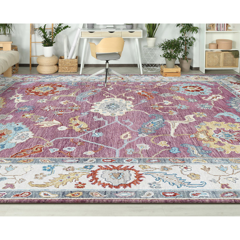 Oriental Area Rug in Ivory, Rectangle 8' x 10'