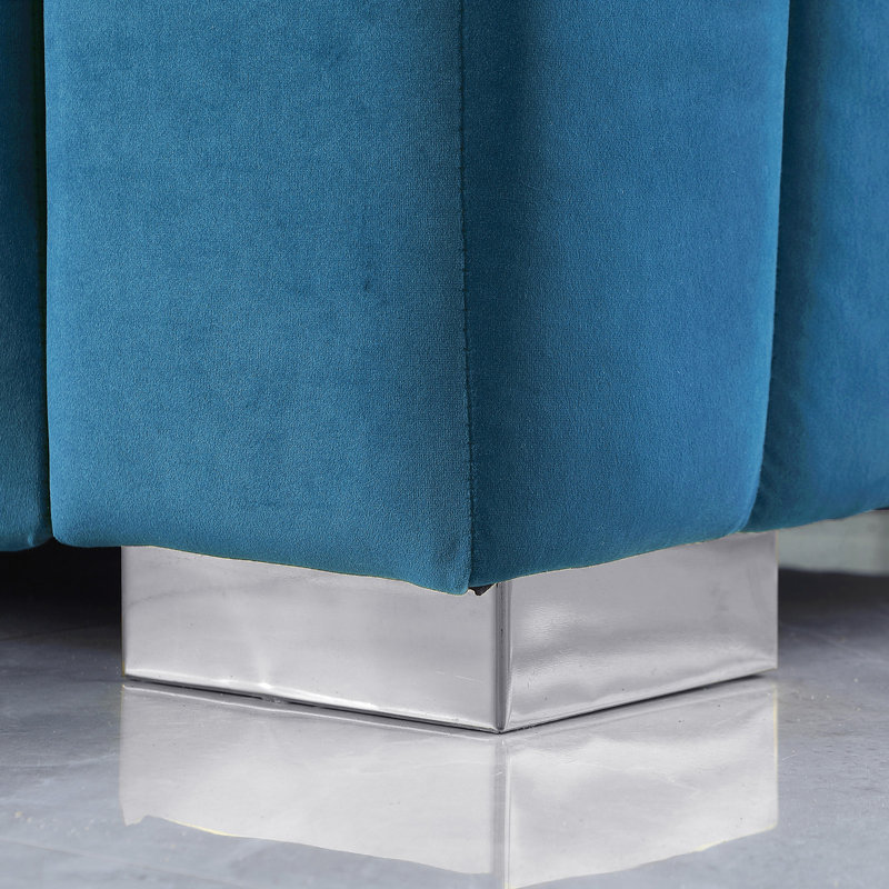 Canapé de salon rembourré en velours de luxe avec 2 coussins Clifford 87,01 po, noir, Argent argent, Noir