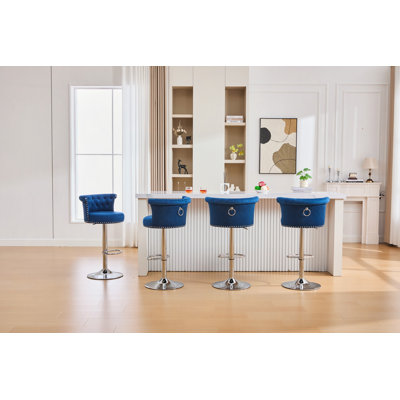 Ensemble de 2 tabourets de bar en velours, tabourets de bar pivotants réglables avec pieds en métal plaqué argent, têtes de clou chromées, chaise à hauteur de comptoir pour cuisine, salle à manger