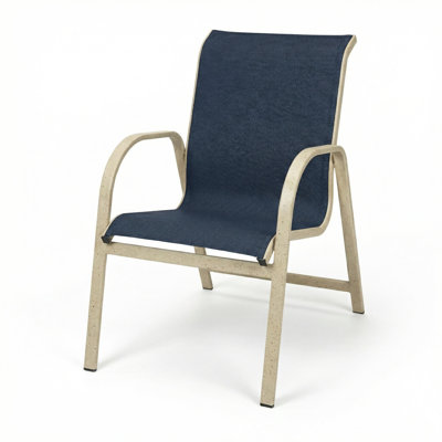 Chaise avec accoudoirs