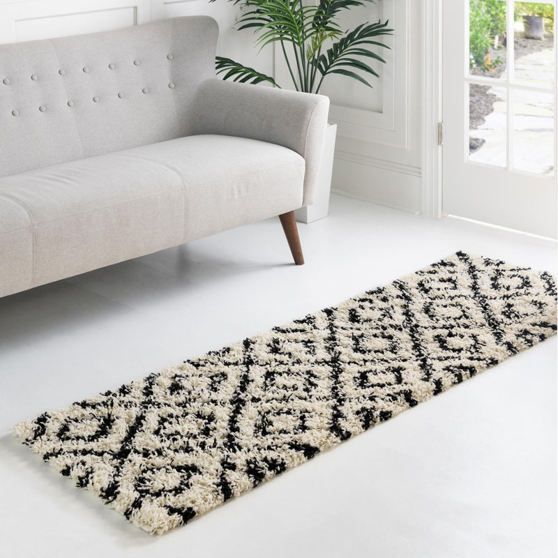 Attore Geometric Indoor Rug, Runner 2' x 7'