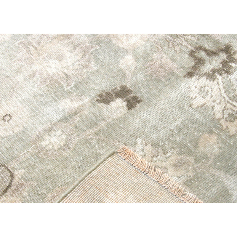 Tapis gris / beige en laine noué à la main de conception unique des années 1960 de 4 pi 8 po x 9 pi 3 po