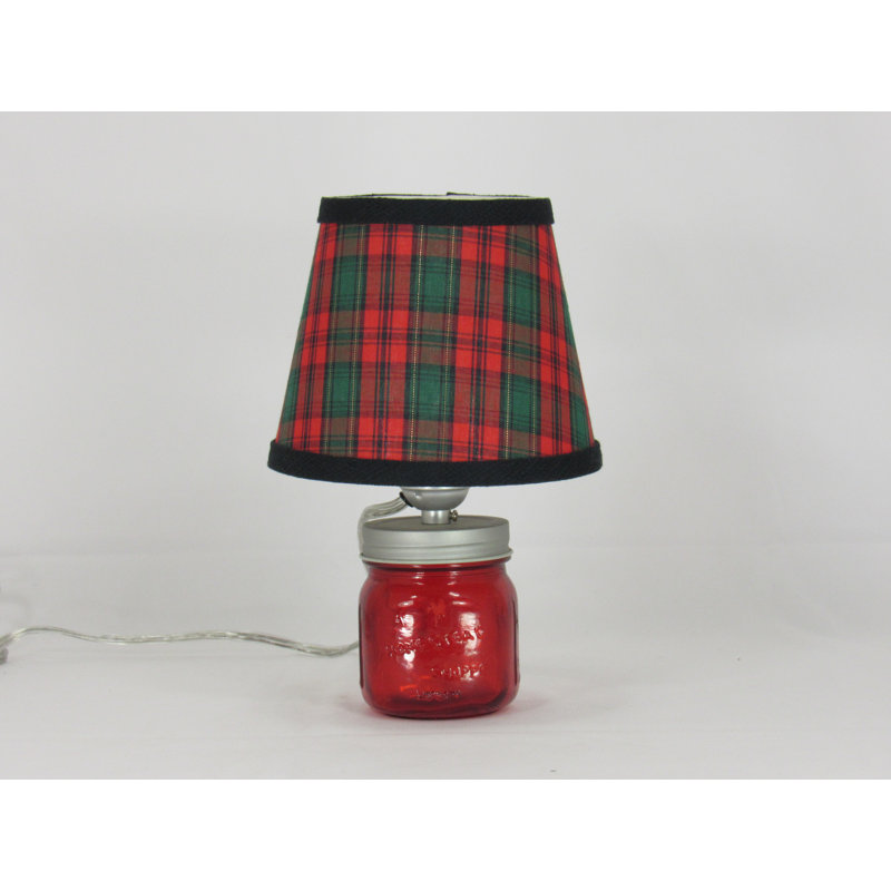 Petite lampe d'appoint électrique rouge avec demi-pinte et abat-jour écossais
