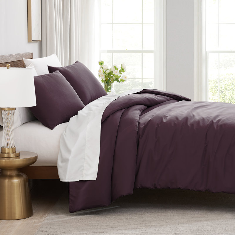 Southshore Fine Linens Vilano Duvet Cover Set, Oversized 110 GSM Microfiber Bedding with Hidden Zipper Closure and 4 Corner Ties, 2 Pillow Shams, Full/Queen, Purple