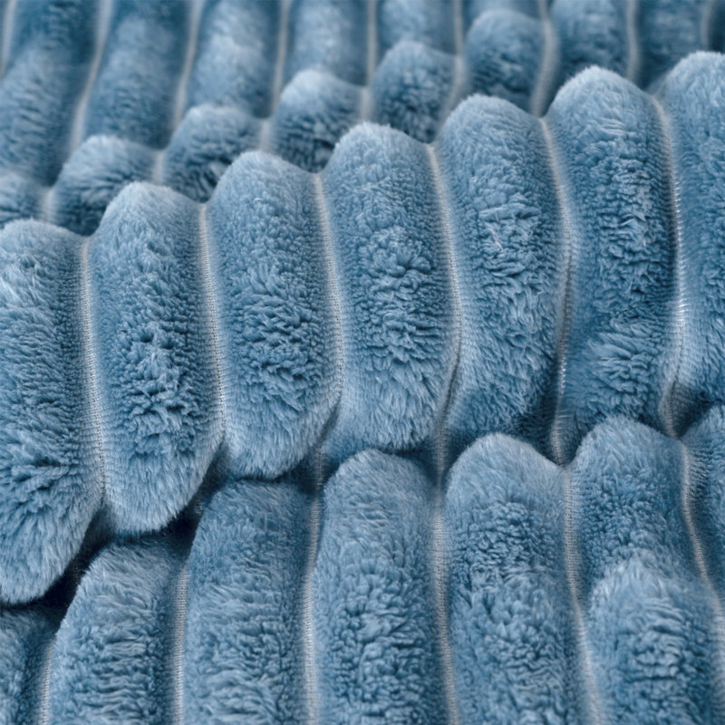 Striped Plush Lightweight Throw Blanket, Ultra Soft & Cozy for Sofa Couch Bed, Machine Washable, Blue, 150cm x 200cm