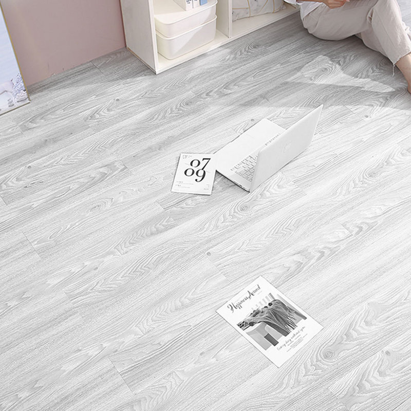 Pequena 15x92cm PVC  Floor Tile, White