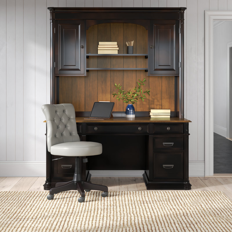 Dagostino Executive Desk with Hutch