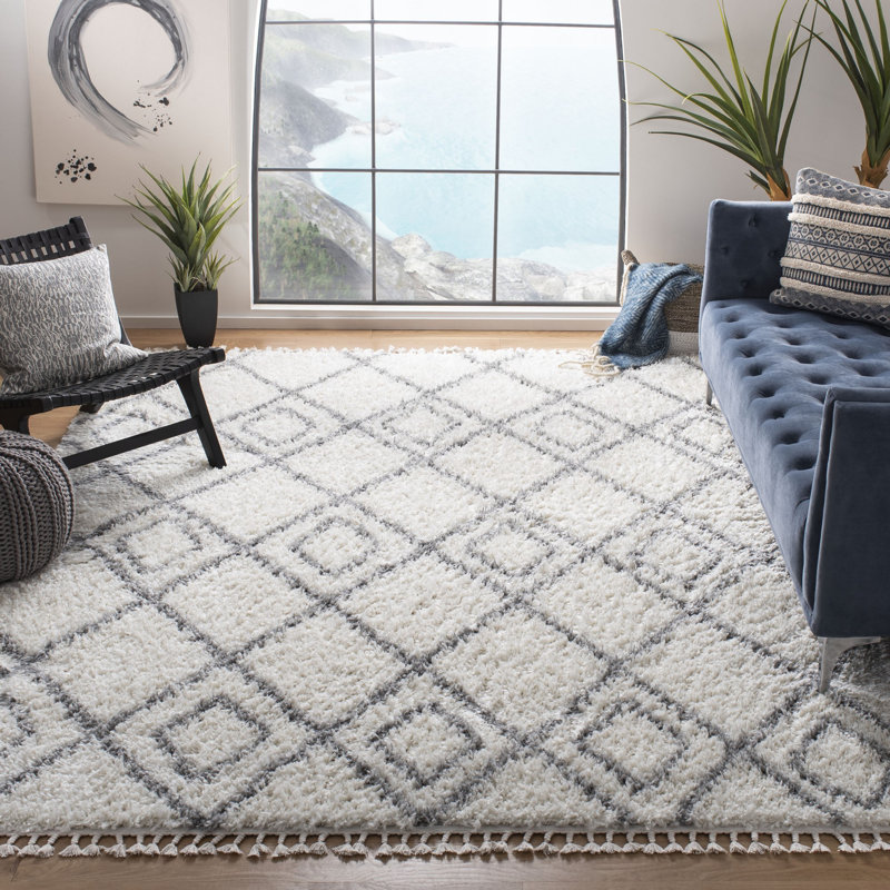 Renfro Moroccan Tassel Shag Performance Geometric Rug, Rectangle 4' x 6'