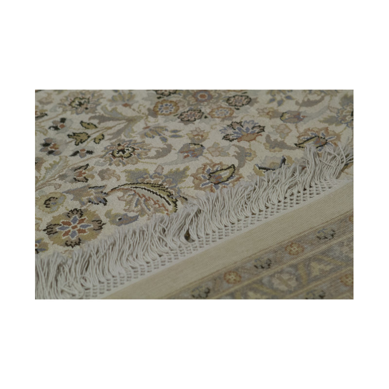 Tapis de haute qualité noué à la main