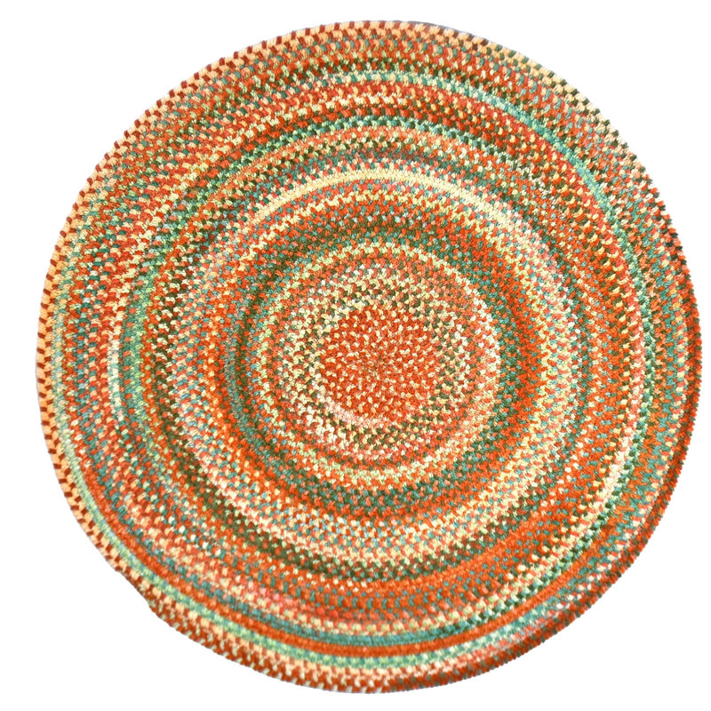 Caudie, Oval 4' x 6'