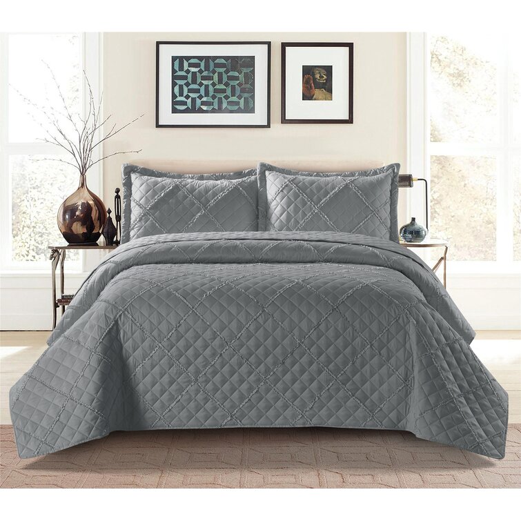Geometric Shapes Bedspread with Pillowcases