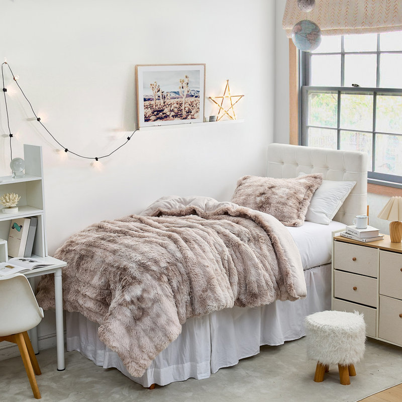 Snowball Chunky Bunny - Coma Inducer Oversized Comforter Set, Twin Extra Long Comforter + 1 Standard Sham, Taupe Desert